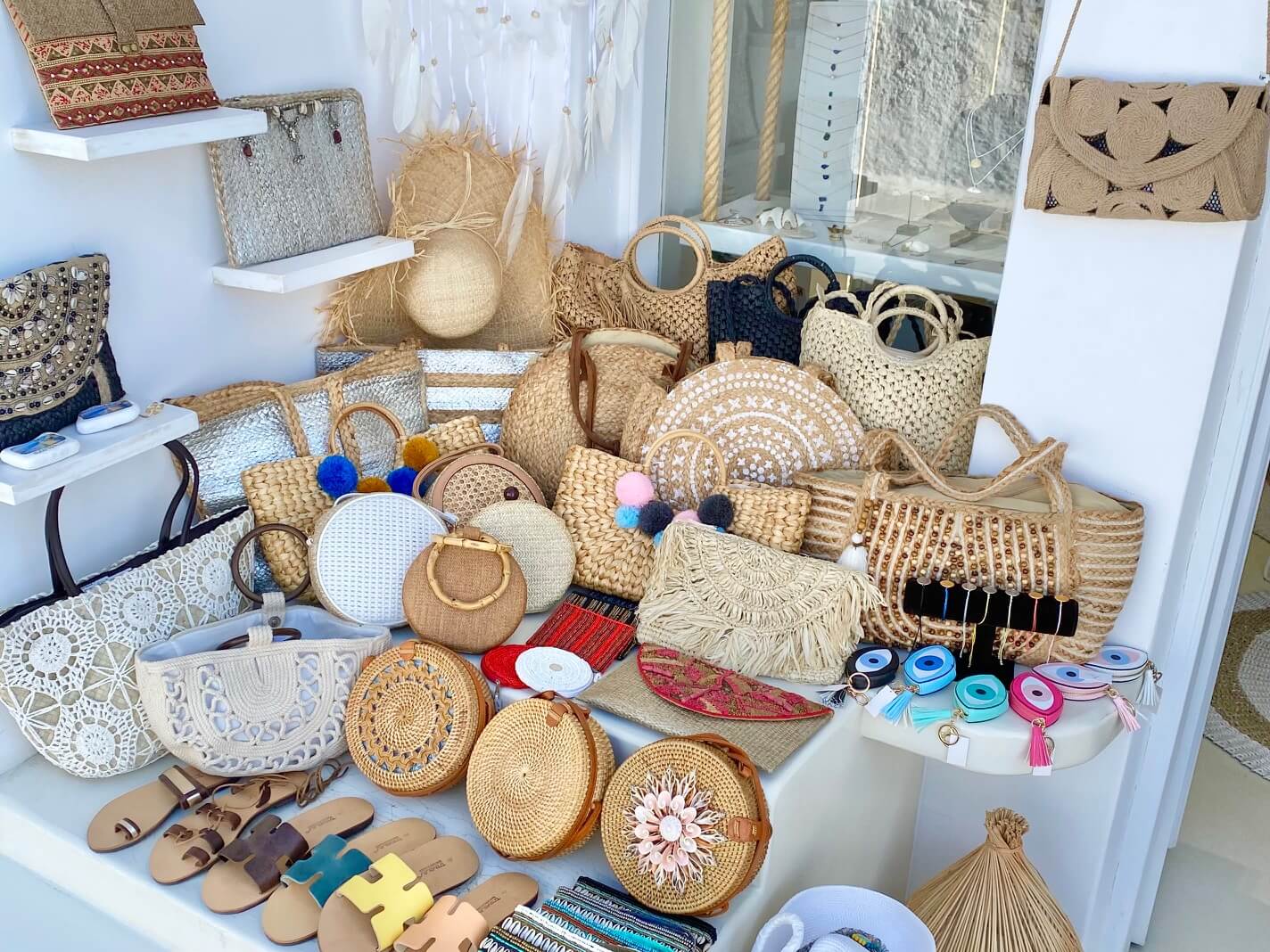 What To Wear In Santorini Greece For A Happy Trip ⋆ Bucketlist My Life